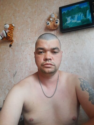  ,   Anatoly, 35 ,   ,   