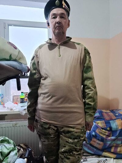  ,   Marat, 53 ,   ,   
