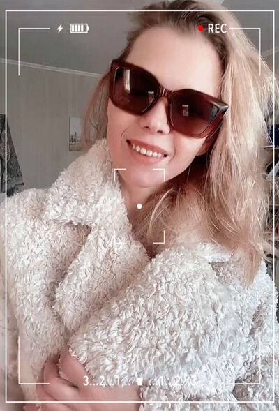  ,   Natalia, 38 ,  