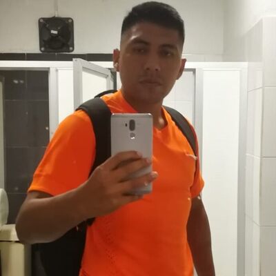  ,   Victor, 40 ,   ,   