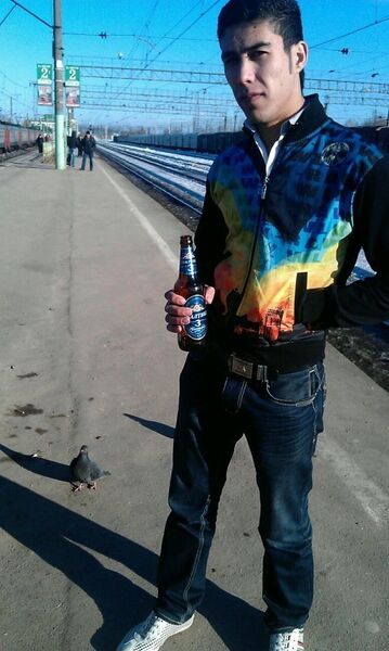 ,   Farxod, 34 ,   