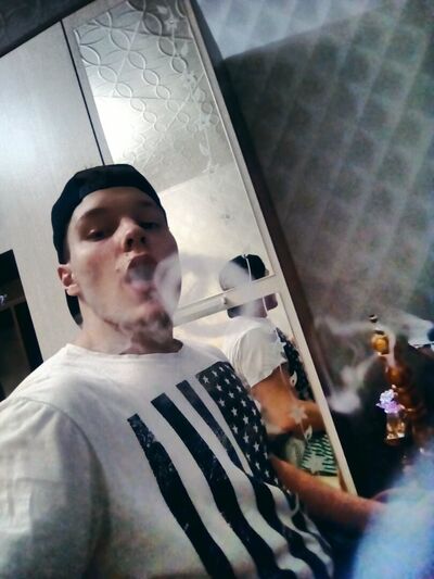  ,   Mark, 27 ,   
