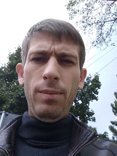  ,   Artur, 40 ,   