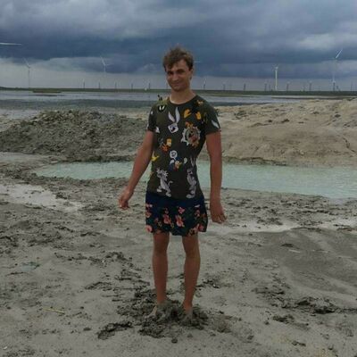  ,   Vitalik, 27 ,   ,   