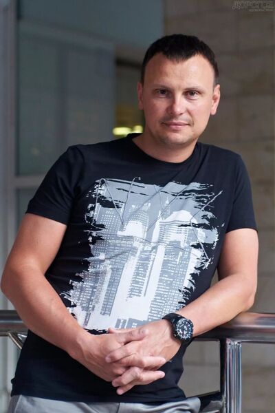  ,   Maks, 42 ,   ,   , c , 