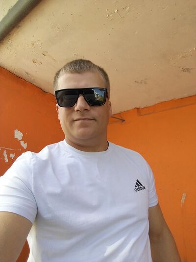  ,   Ilya, 36 ,   ,   , c , 