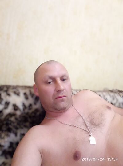  ,   Andrei, 42 ,   ,   , c 