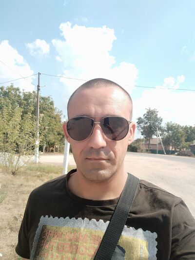  ,   Denys, 40 ,   ,   , c 