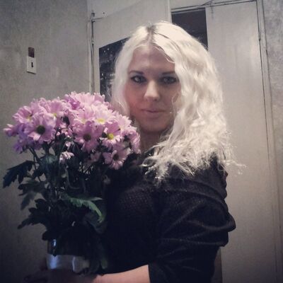  --,   , 32 ,     , c 