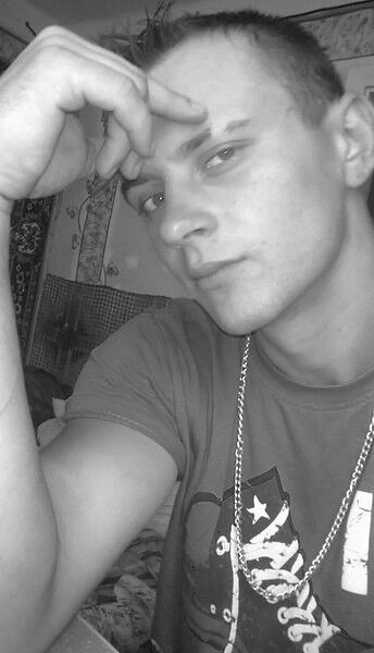 19453967  Ivan, 38 ,    