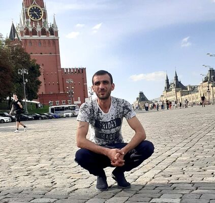  ,   Armen, 43 ,     