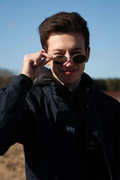  -,   Ilya, 25 ,   ,   