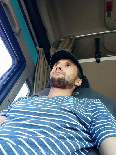 ,   Dilwod, 28 ,   ,   