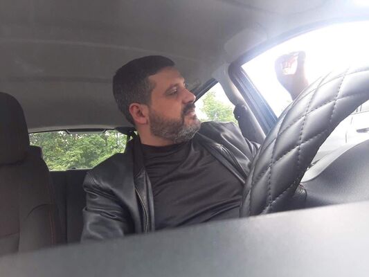  ,   Gevorg, 42 ,   ,   , c 