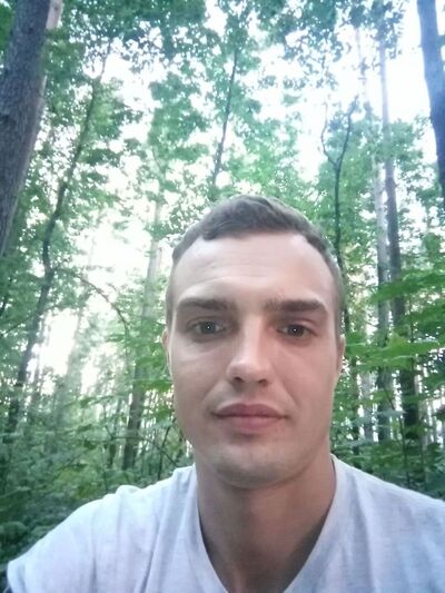  ,   Tomass, 33 ,   ,   