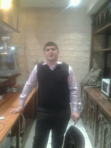  ,   Siyoush, 34 ,   ,   , c 