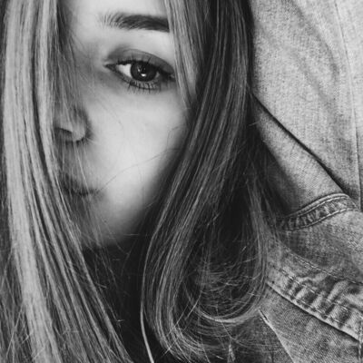  ,   Kristina, 27 ,   