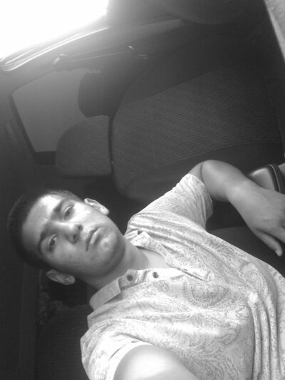  ,   Arche Huga, 27 ,   