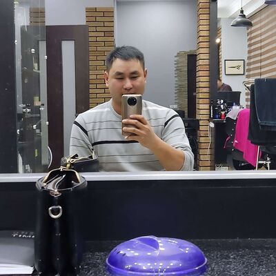  ,   Aziz, 35 ,   ,   