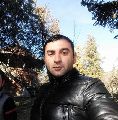  ,   Vladimir, 39 ,  