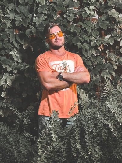  ,   Mike, 34 ,     
