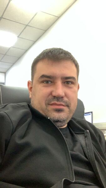  ,   Leon, 38 ,   ,   , c 