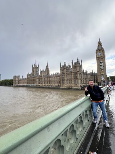  ,   Senior, 46 ,   ,   