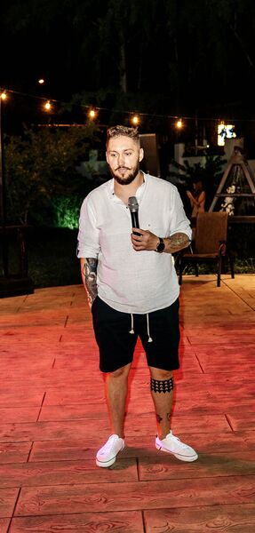  ,   Artem, 33 ,   