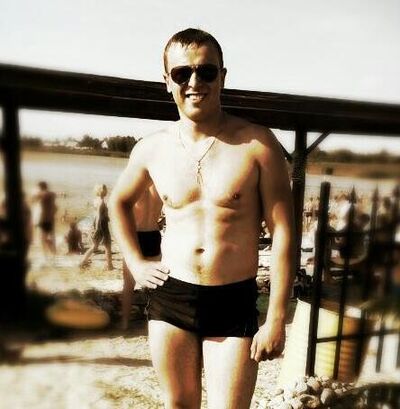  ,   Alex, 36 ,  