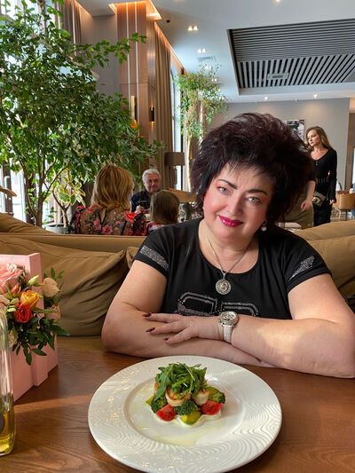  ,   ilana, 65 ,  