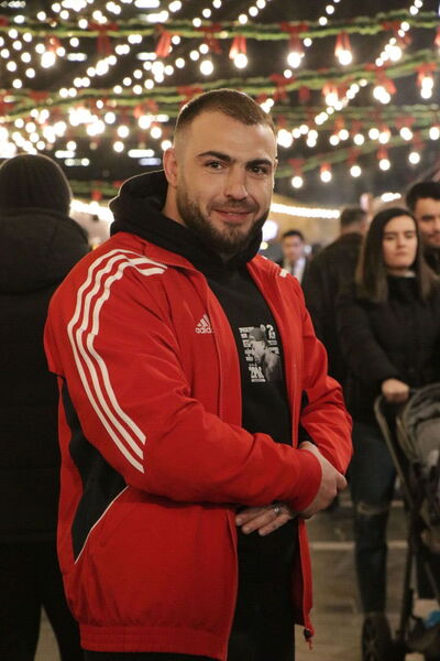  ,   Niko, 31 ,   ,   