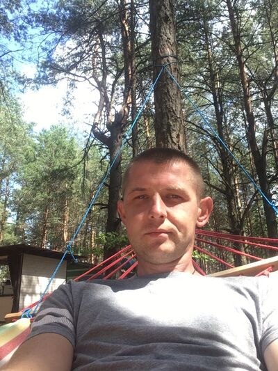  ,   Igor, 32 ,   ,   