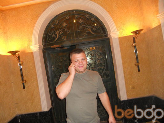  ,   Alex, 41 ,   