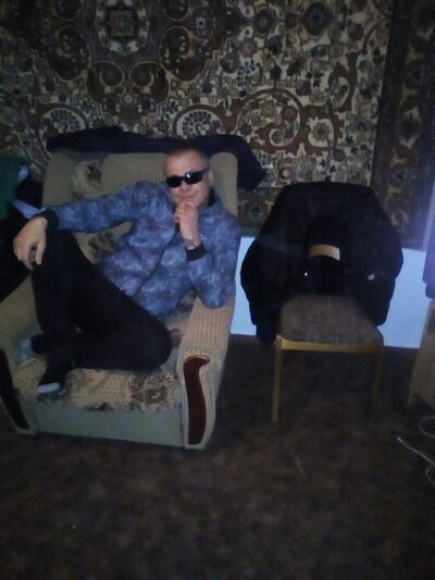  ,   Alex, 40 ,   ,   