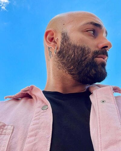  ,   Vladislav, 35 ,     , c 