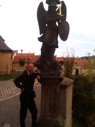  ,   Ruslan, 41 ,   ,   , c 