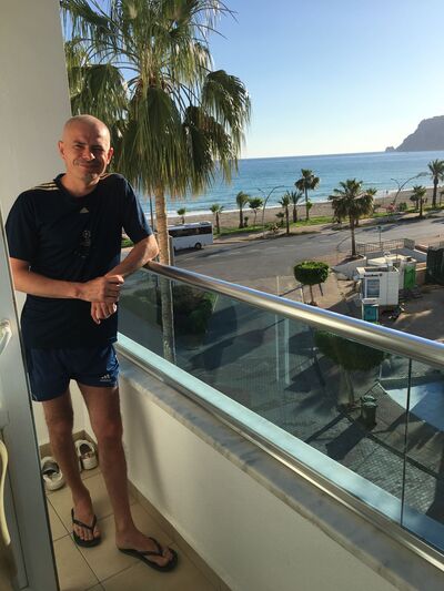  ,   Anton, 44 ,   ,   , c , 