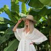  ,  Katry, 42