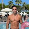   Artur