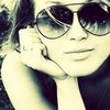  ,  Veronika, 24