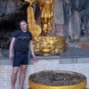  ,  Viktor, 47