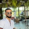  ,  Alijon, 26