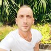  Holon,  Leo, 35
