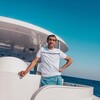  ,  Taron, 32