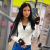  ,  Julia, 30