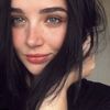  ,  Vika, 25